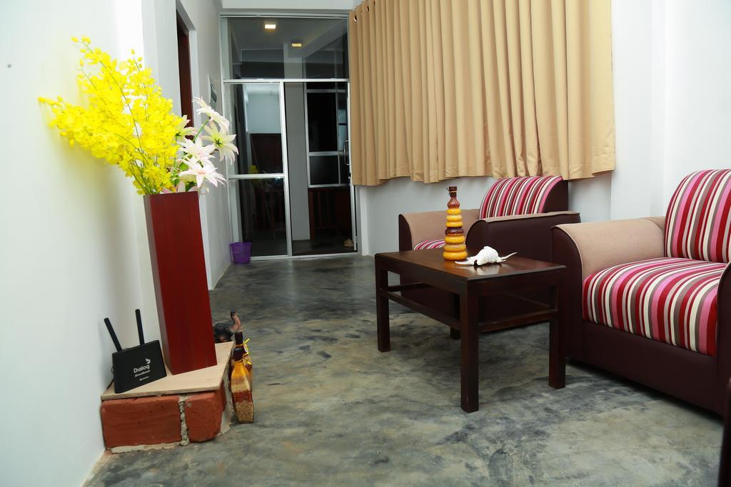 Four Season Guest House Tangalle Exterior photo