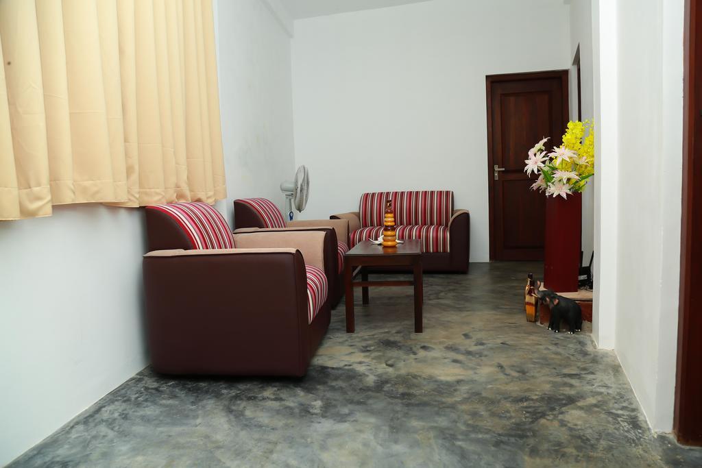 Four Season Guest House Tangalle Exterior photo