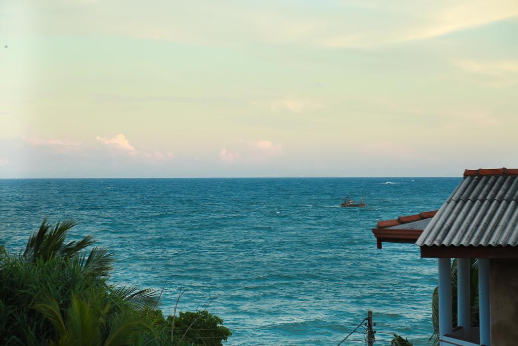 Four Season Guest House Tangalle Exterior photo