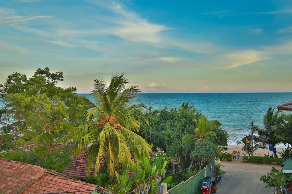 Four Season Guest House Tangalle Exterior photo